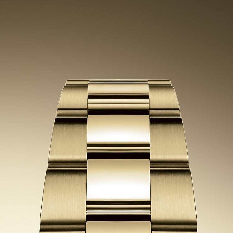 Sky-Dweller 42mm, 18k Yellow Gold, Ref# 326938-0005